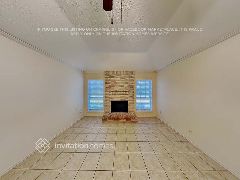 Building Photo - 10514 Wayward Wind Ln