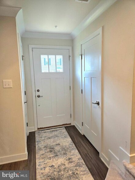 Building Photo - 430 Paperbark Sq