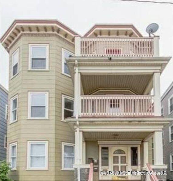 Building Photo - 12 Taft St