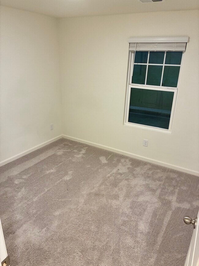 Building Photo - Cartersville Townhomes