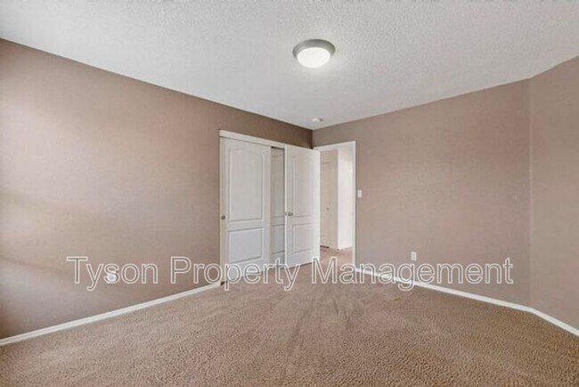 Building Photo - 8012 Corn Mountain Pl NW