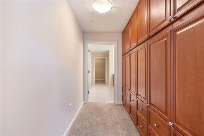 Building Photo - 3275 Lenox Rd NE