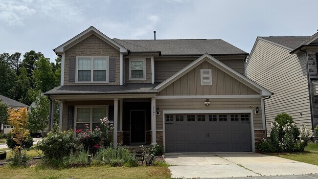 Building Photo - 2101 Chipley Dr