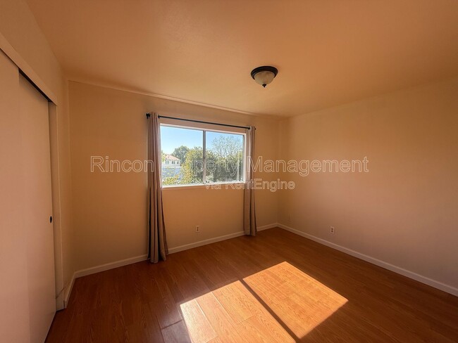 Building Photo - 3260 Taffrail Ln