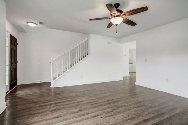 Building Photo - Timber Trail Drive Rental