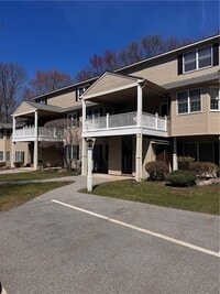 Building Photo - 92 Trellis Dr