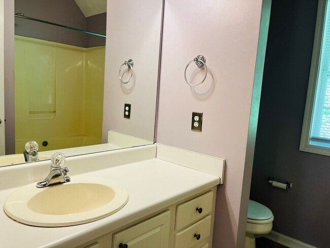 Building Photo - Beautiful 3 bedroom, 2 bathroom home located in Grantville! Must see!