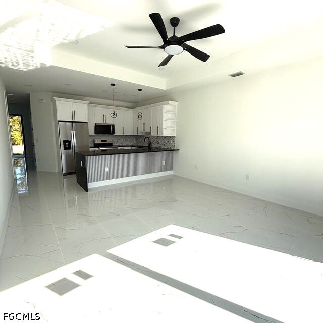 Building Photo - 209-211 W 12th St