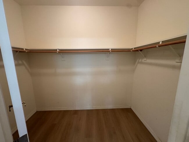 Building Photo - 2329 Eastbury Way