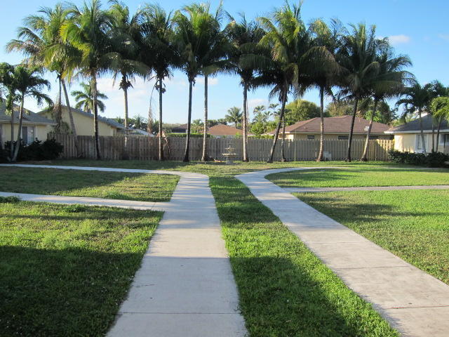 Building Photo - 12419 Westhampton Cir