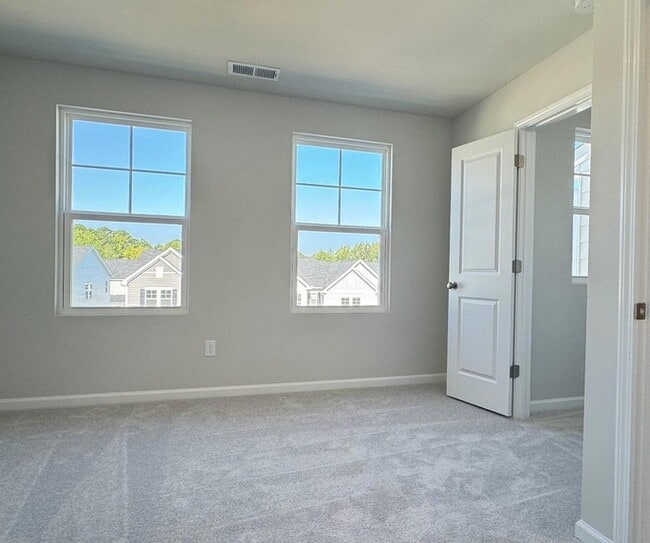 Building Photo - 1729 Barrett Run Trl