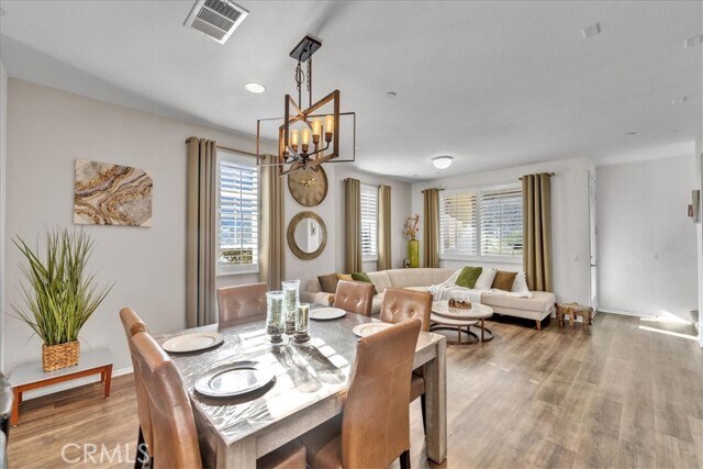 Building Photo - 1038 Savi Dr