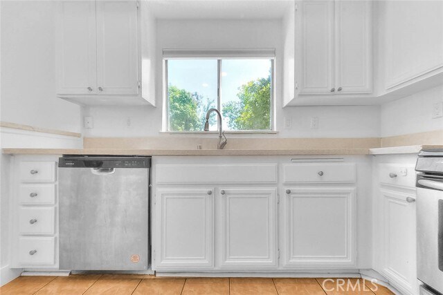 Building Photo - 3640 Honeyglen Way