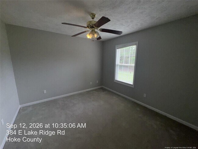 Building Photo - 384 E Lake Ridge Rd