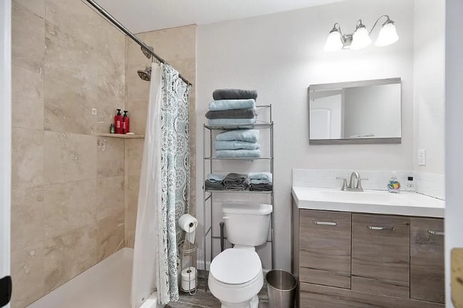 Building Photo - 9487 Dalton Way