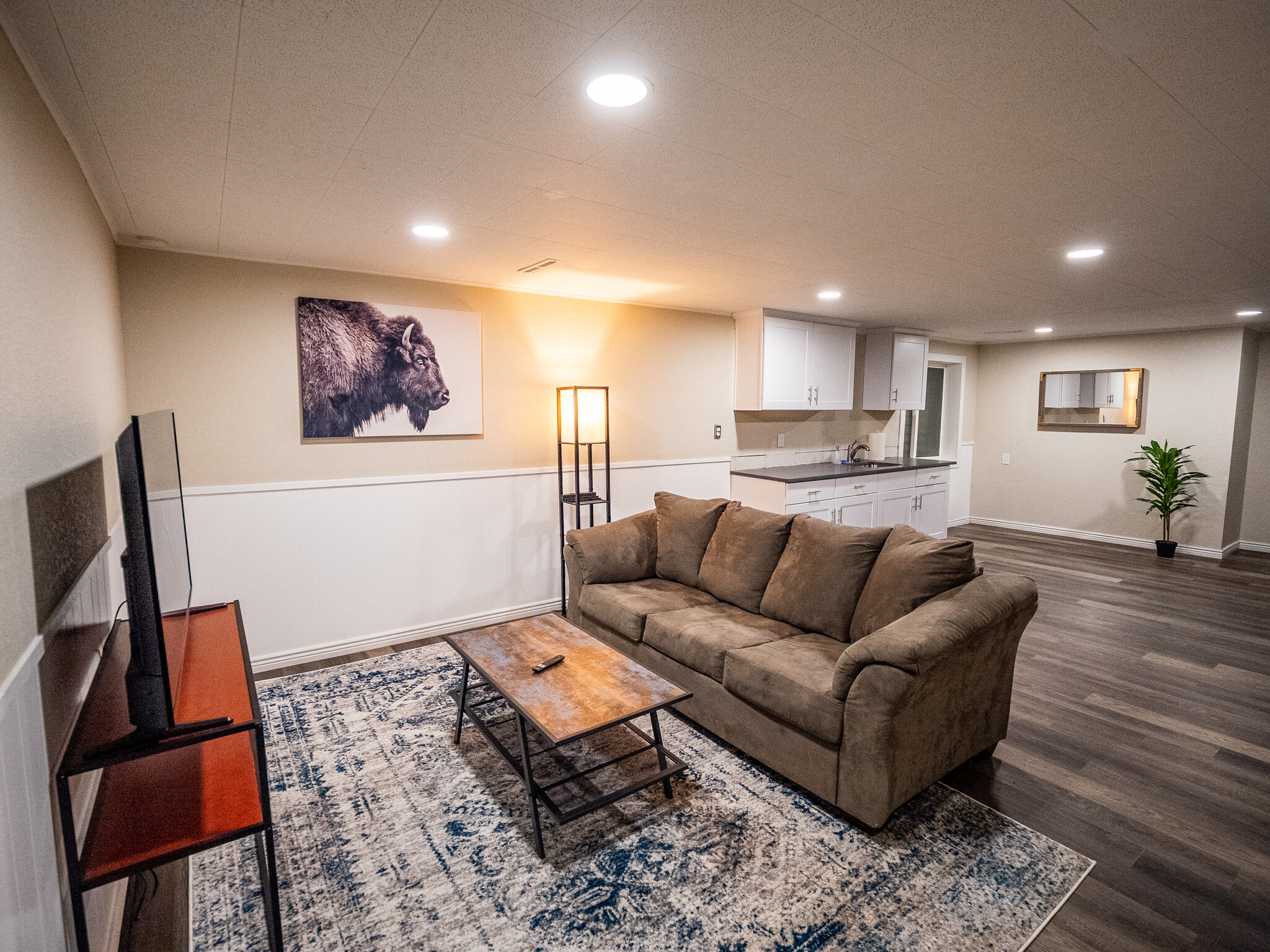 Building Photo - 480 Troy St