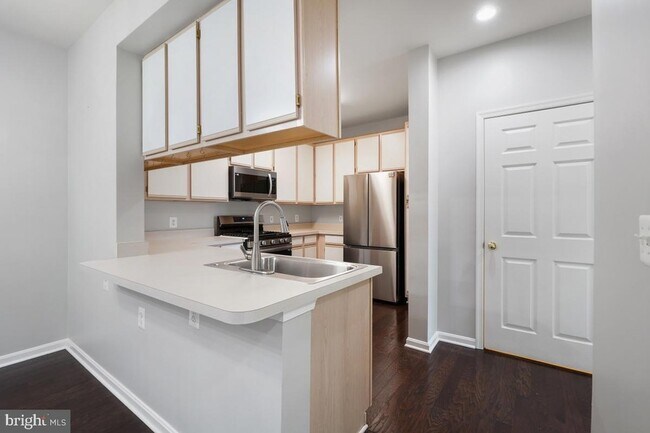 Building Photo - 101 Watkins Pond Blvd