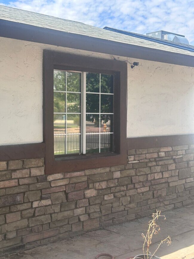 Building Photo - 4244 N 85th Ave