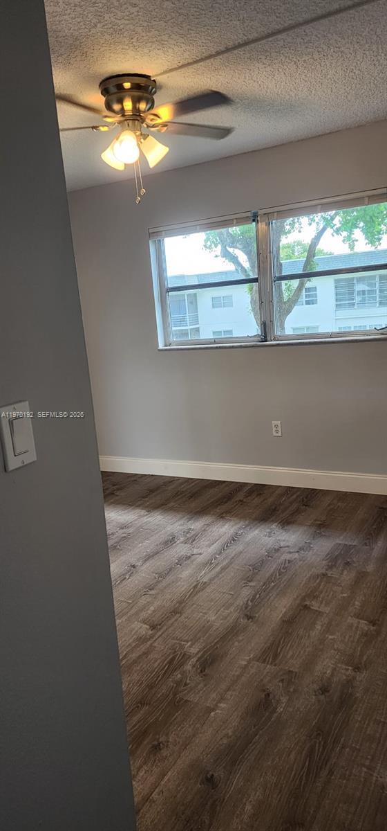 Building Photo - 6503 Winfield Blvd