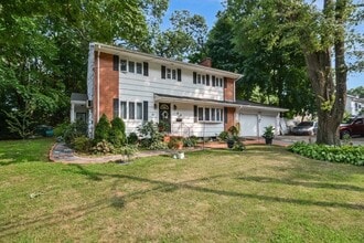 Building Photo - 9 Flagg Dr
