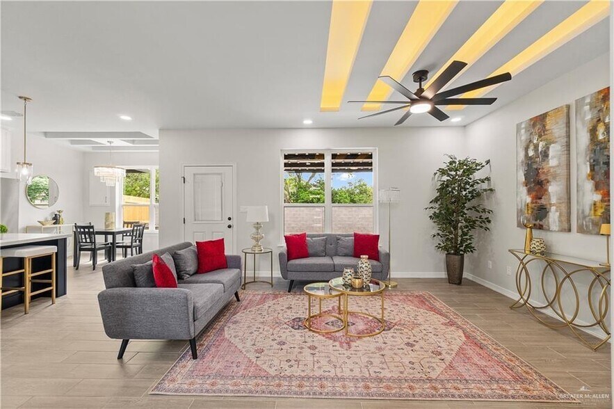 Building Photo - 5516 N Crown Pt