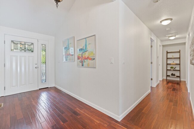 Building Photo - Stylish 3BR Beaverton Ranch w/ RV Parking & Hot Tub