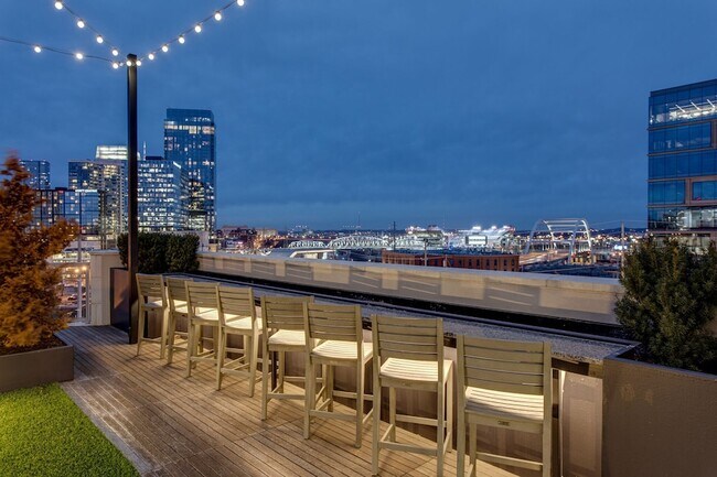 Building Photo - 20 Rutledge St