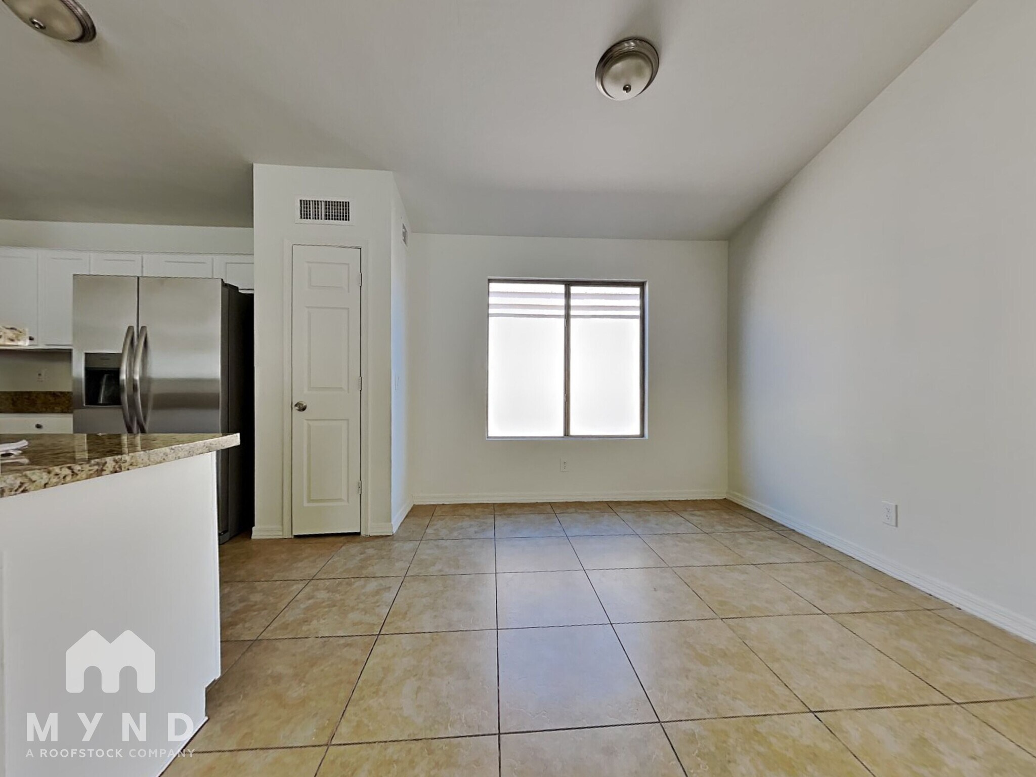 Building Photo - 3005 N 89th Dr