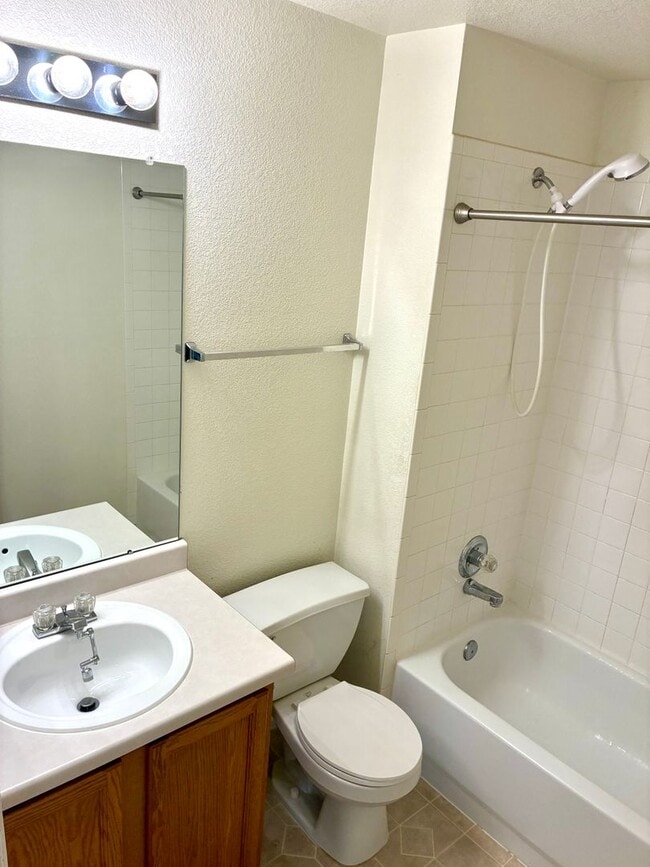 Building Photo - 3 Bedroom, 2.5 Bath Townhome with 2 Car Attached Garage in Northwest Loveland, CO - 2 Weeks Free ...