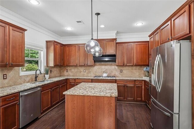 Building Photo - 5811 Kendrix Ridge Dr