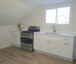 Building Photo - 2838 Ridge Rd