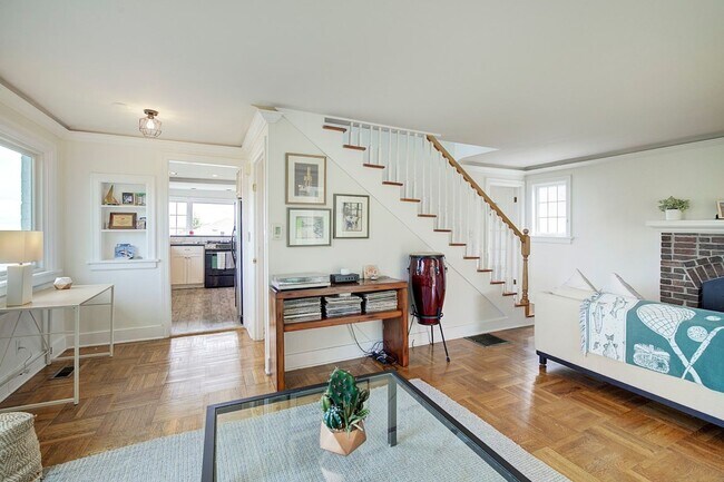 Building Photo - 3 bedroom 2.5 View Property Beach Access  ...