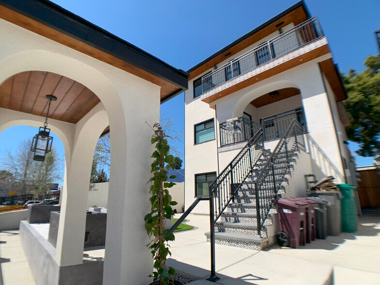 Building Photo - 2127 Park Blvd