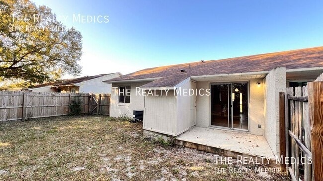 Building Photo - 12347 Antonio Cir