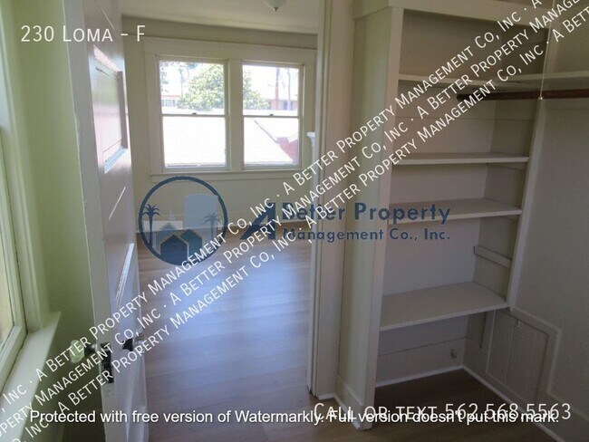 Building Photo - 230 Loma-F