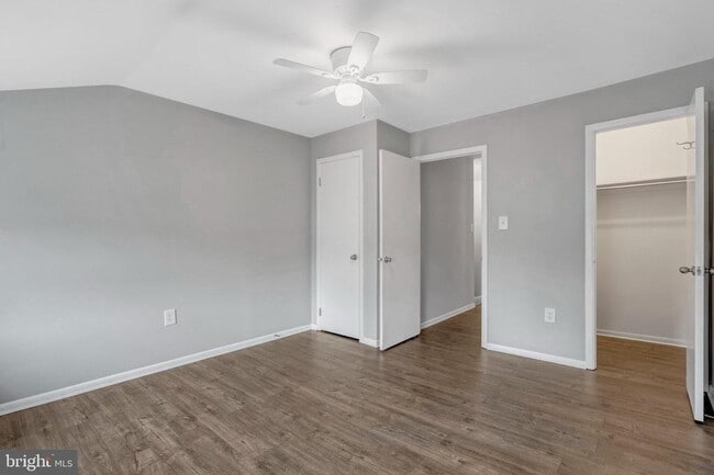 Building Photo - 13842 Beaujolais Ct