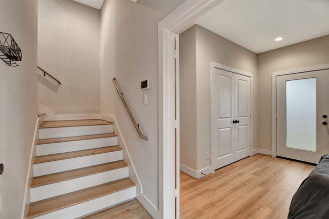 Building Photo - 3704 Creekmont Grn Ln
