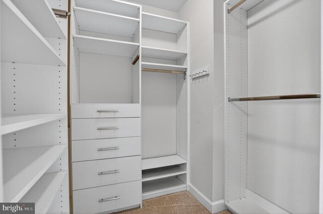 Building Photo - 44692 Collingdale Terrace