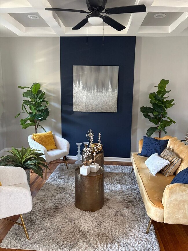 Building Photo - Charming 3BR Townhome in Baltimore Lake Montelbello