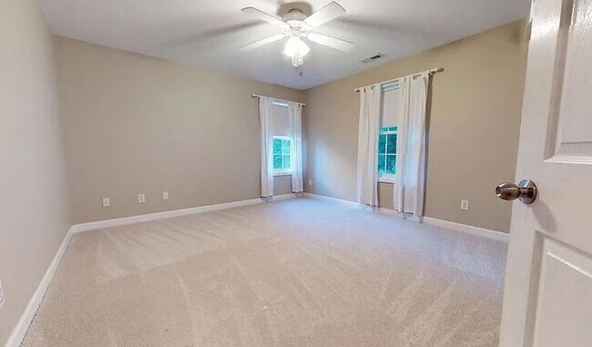 Building Photo - Stunning 4BD, 3BA Wake Forest Home with Ch...