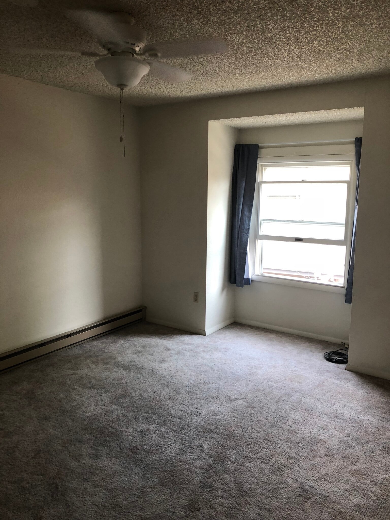 Second bedroom - 12 E Garfield St