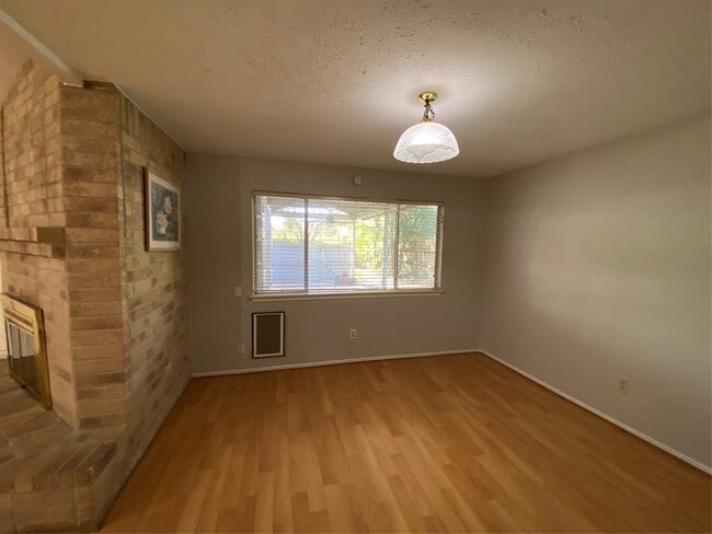 Building Photo - 19311 Spanish Needle Dr