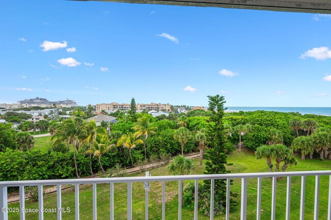 Building Photo - 8700 Ridgewood Ave