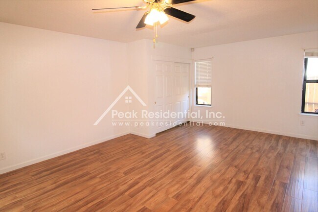 Building Photo - Charming 3bd/2ba Foothill Farms Home With 2 Car Garage!
