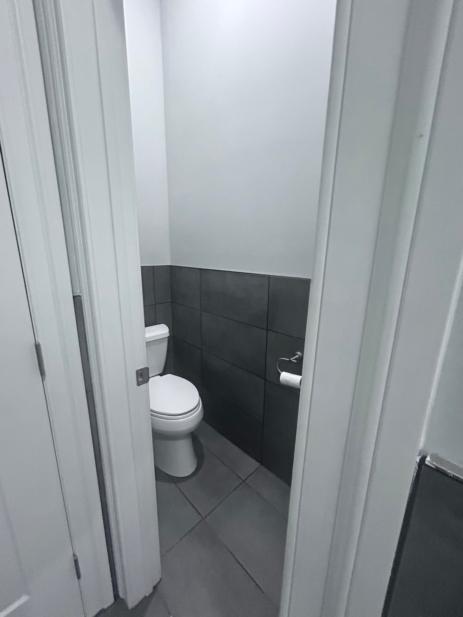 Main Bath - 13 Chester St