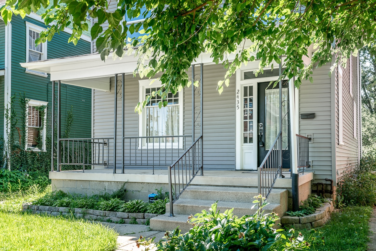 Exterior - Front Porch - 2435 Summit St