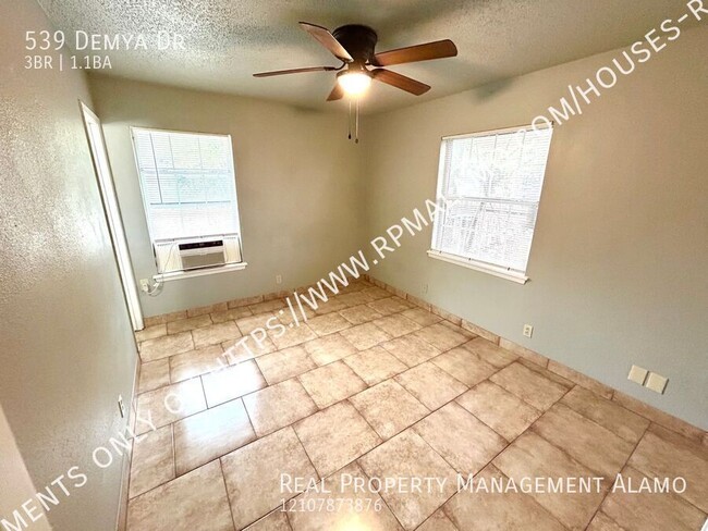 Building Photo - **MOVE-IN SPECIAL** AVAILABLE NOW! 3 Bedro...