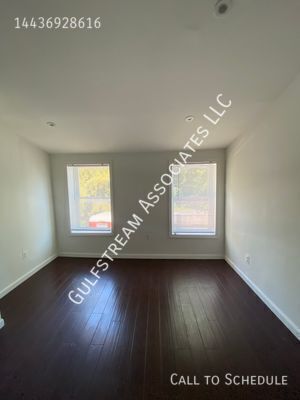 Primary Photo - 122 S Carlton St