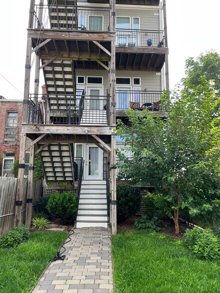 Building Photo - 3612 10th St NW
