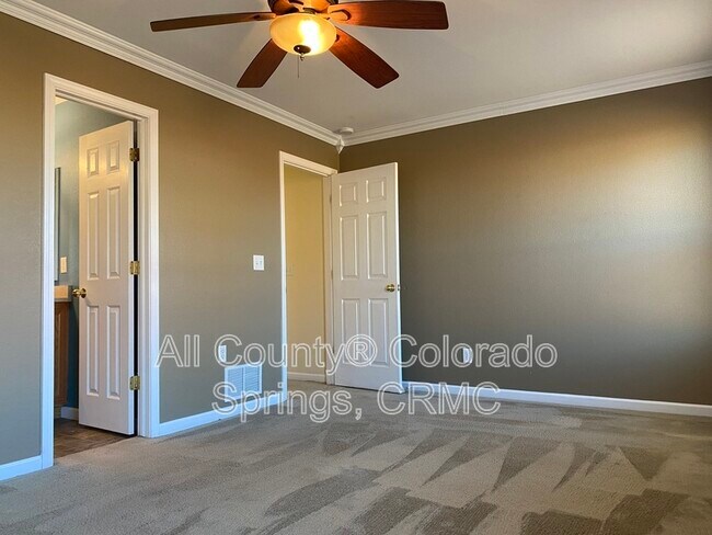 Building Photo - 8482 Crossfire Ct